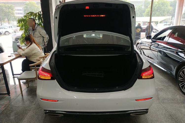 Used Mercedes-Benz E-Class 2023 E 260 L