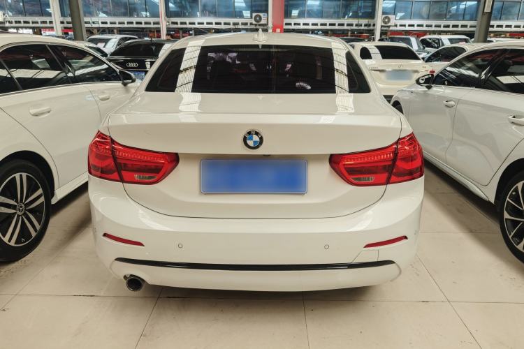 Used BMW 1 Series 2018 118i Sport Edition Exterior 4