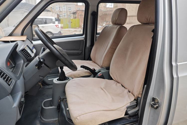 Used BAIC Weiwang 306 2011 1.3L Comfort version 7 seats Left Front Seat