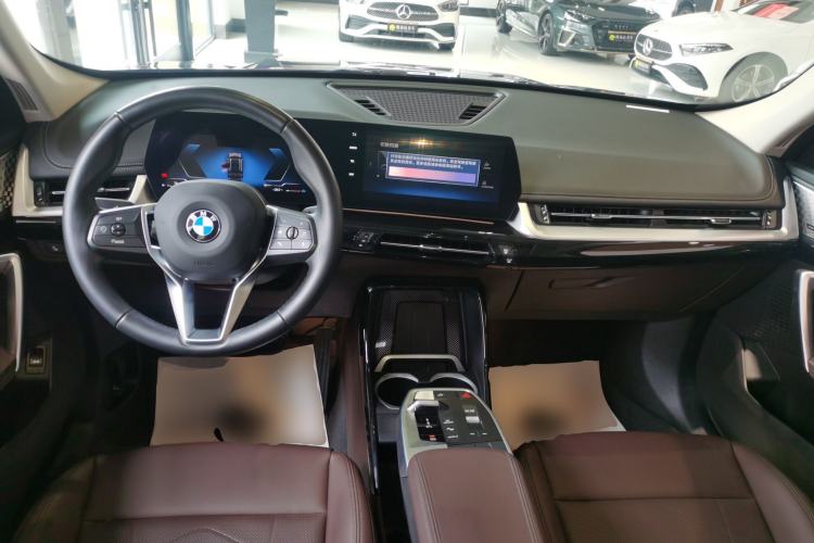 Used BMW X1 2023 sDrive25Li X Design Package Center Console