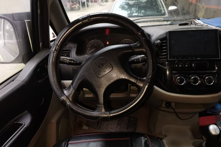 Used FORTHING Lingzhi 2016 M3L 1.6L 7-Seater Comfort Model