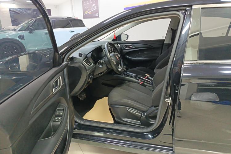 Used Roewe i5 2020 1.5L Automatic 4G Connected Linghao Edition
