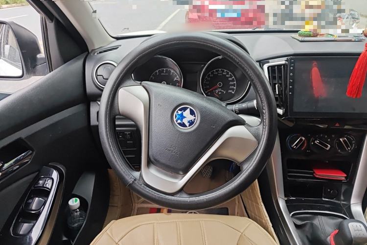 Used Venucia T70 2016 1.6L Manual Ruixing Edition
