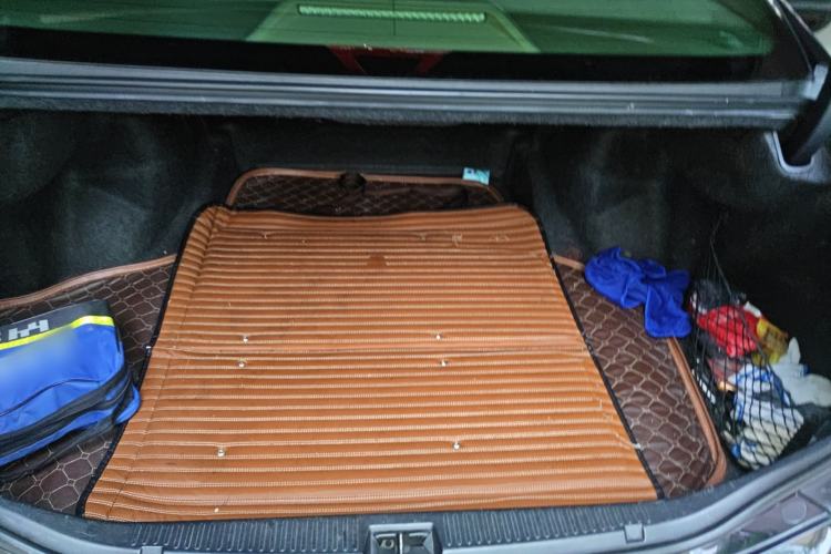 Used Toyota Crown 2012 2.5L Royal Leather Edition Trunk