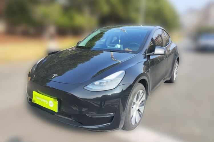 Used Tesla Model Y 2023 Long-Range All-Wheel-Drive Version
