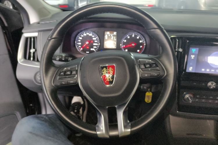 Used Roewe i6 2017 20T Manual Luxury Edition
