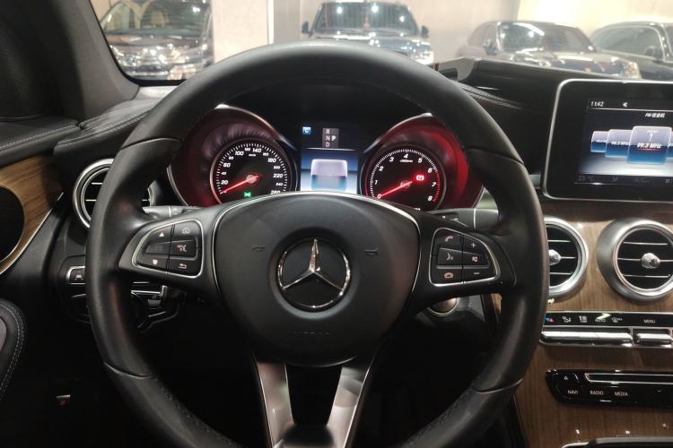 Used Mercedes-Benz GLC Coupe 2017 GLC 260 4MATIC Coupe SUV
