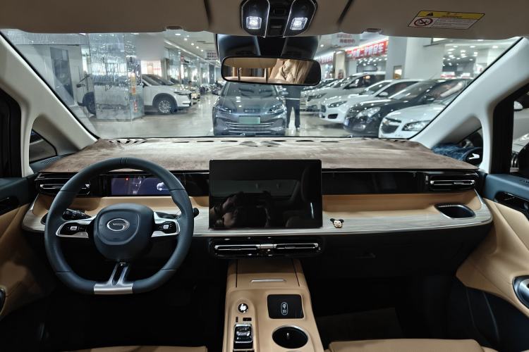 Used GAC Trumpchi E8 2024 Honor Series 2.0L Honor Edition Interior 1