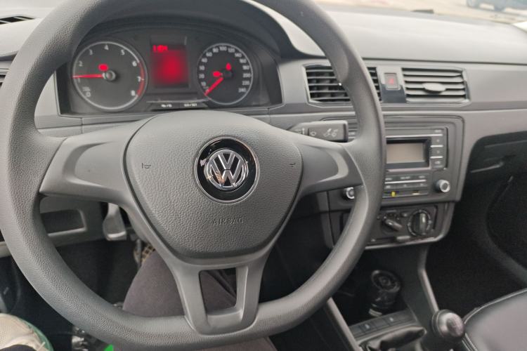 Used Volkswagen Santana 2019 1.5L Manual Fashion Edition China VI Standard Center Console