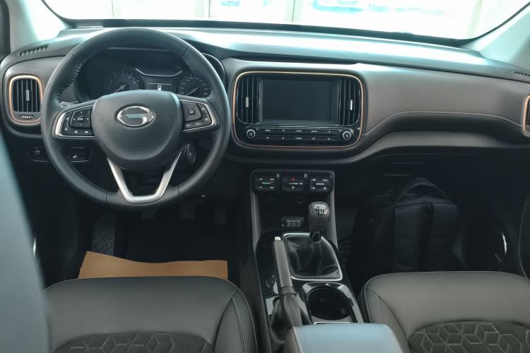 Used GAC Trumpchi GS3 2019 235T Manual Elite Edition Center Console