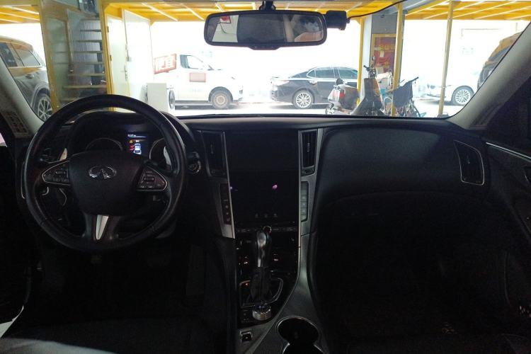 Used Infiniti Q50 2014 3.7L Comfort Edition
