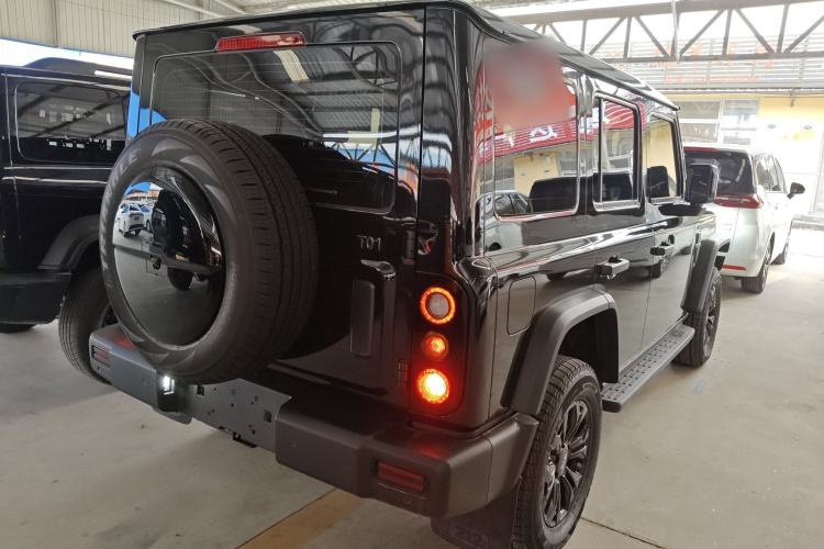 Used 212 T01 2024 2.0T Mechanic
