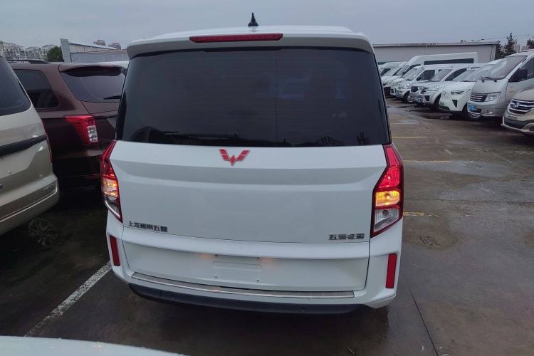 Used Wuling Zhengcheng 2021 1.5T Manual Luxury Version Exterior 4