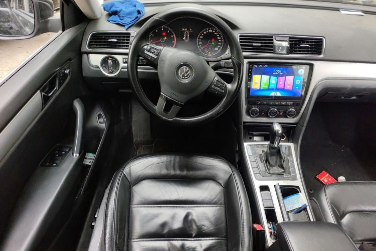 Used Volkswagen Passat 2015 1.8TSI DSG Prestige Edition Steering Wheel