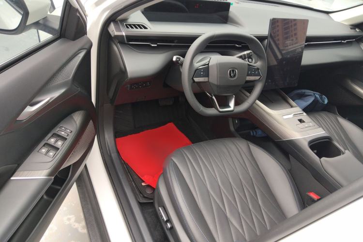 Used Changan Eado PHEV 2025 Smart New Blue Whale 145KM Battleship Edition