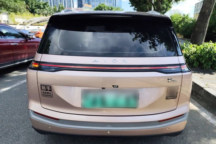 Used AION Y 2023 Plus 510 Smart Edition