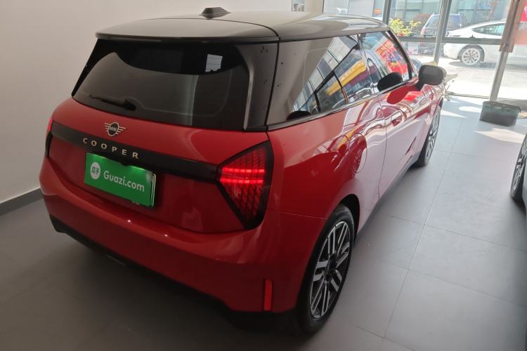 Used MINI Electric MINI COOPER 2025 456km COOPER E Classic Style
