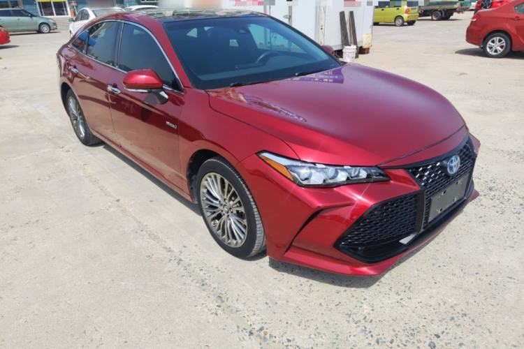 Used Toyota Avalon 2019 Dual-Engine 2.5L XLE Prestige Version China V Standard
