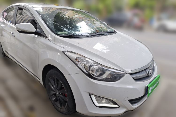 Used Hyundai Elantra (5th Generation / Langdong) 2015 1.6L Manual Leading Model Front Right 45 Deg