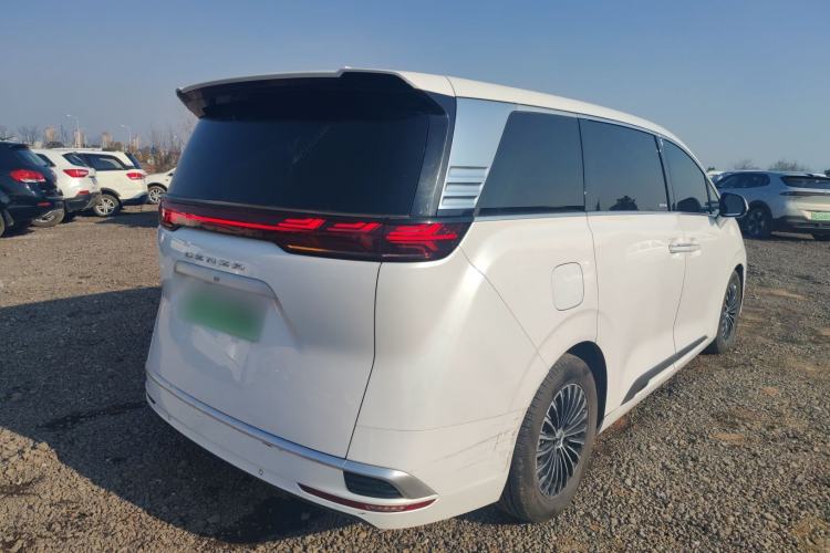 Used Denza D9 2022 DM-i 970 Four-Wheel Drive Prestige Model
