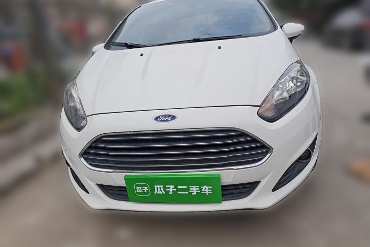 Used Ford Fiesta 2013 Hatchback 1.5L Automatic Fashion Edition
