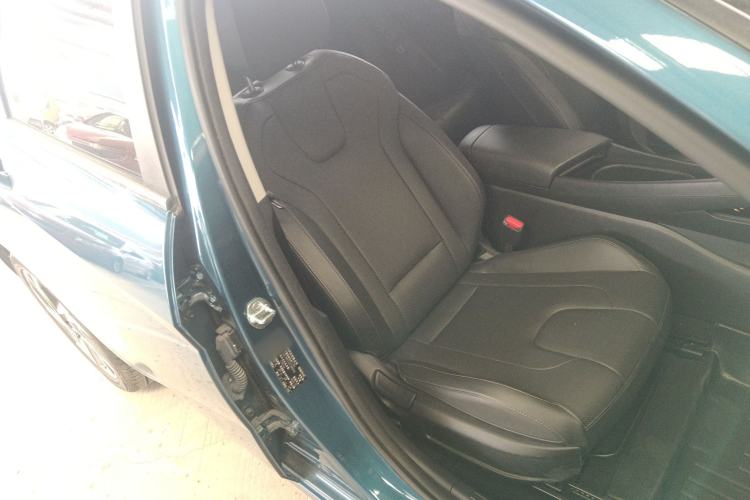 Used Hyundai Elantra 2023 1.5L CVT LUX Prestige Edition