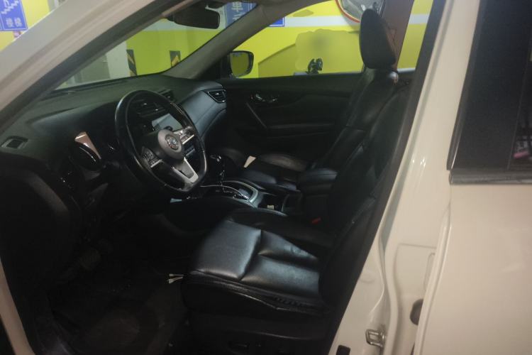 Used Nissan X-Trail 2019 2.0L CVT Smart Connect Comfort Edition 2WD