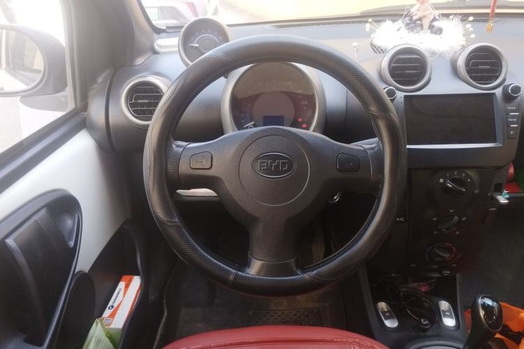 Used BYD F0 2013 1.0L AMT XuanKu Model Steering Wheel