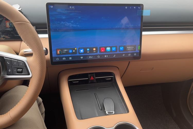 Used Landian E5 PLUS 2025 165 km Long-Range First Edition 7-Seater