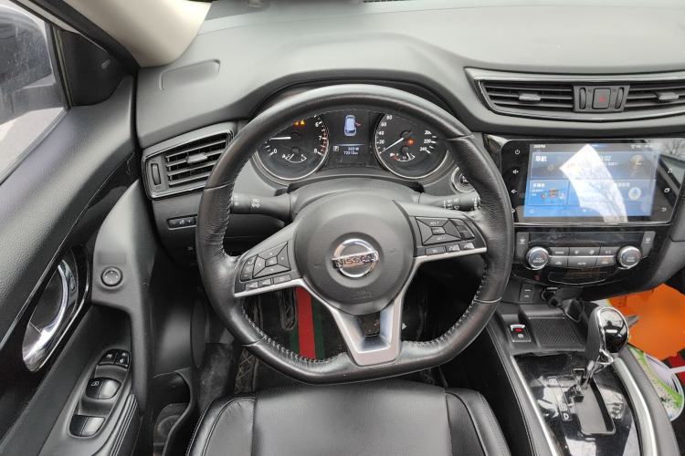 Used Nissan X-Trail 2019 2.0L CVT Smart Connect Comfort Edition 2WD