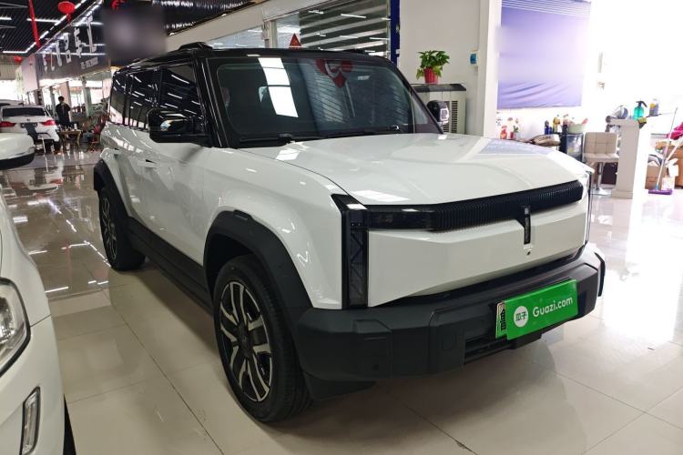 Used iCAR 03 2024 472km Four-Wheel Drive Long-Range Version Front Right 45 Deg