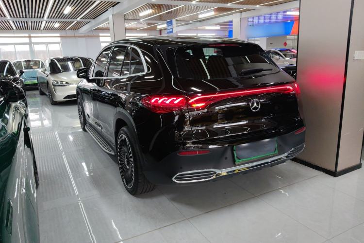 Used Mercedes-Benz EQE SUV 2024 500 4MATIC Pioneer Edition Exterior 2