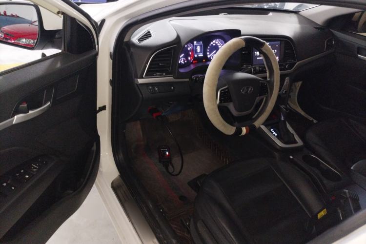 Used Hyundai Elantra (6th Generation / Lingdong) 2016 1.6L Automatic ZhiXuan – Elite Version
