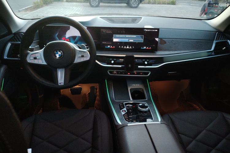 Used BMW X5 2023 xDrive 30Li Luxury M Sport Night Edition Package