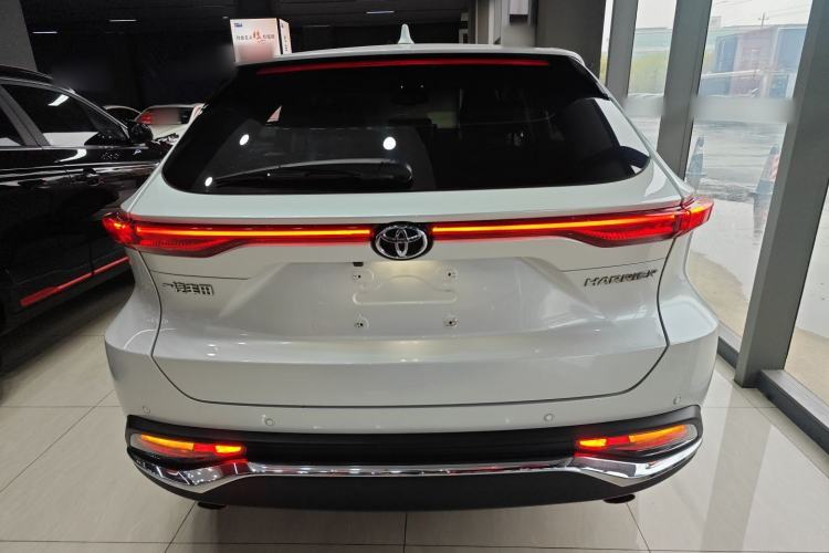 Used Toyota Harrier 2022 2.0L CVT Two-Wheel Drive Deluxe Edition