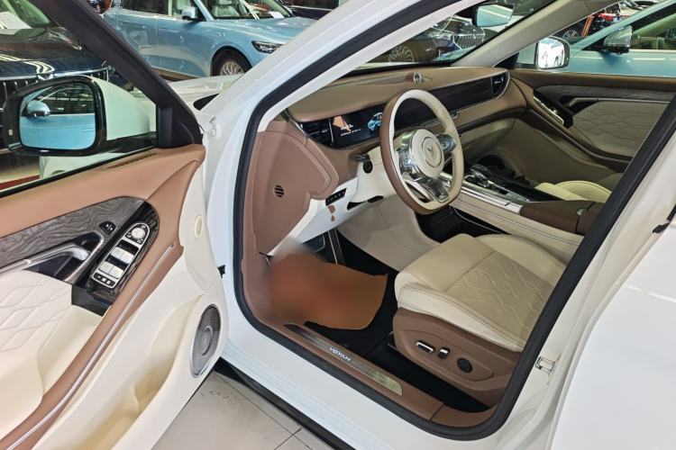 Used VOYAH FREE 2021 Four-Wheel Drive Standard Range-Extended Exclusive Luxury Package Driver Seat