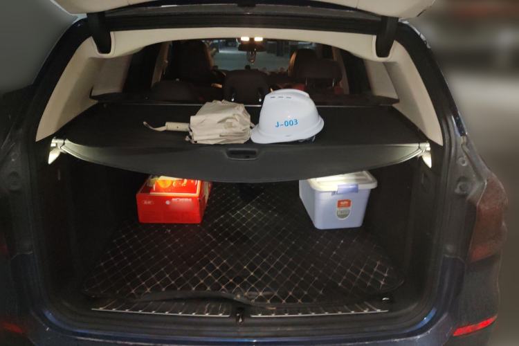 Used BMW X3 2018 xDrive25i Luxury Package China VI Emission Standard Trunk