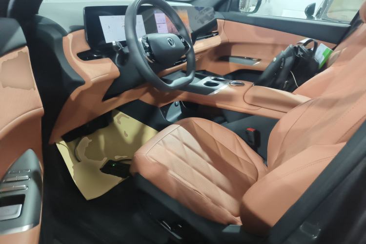 Used CHANGAN CS75 PLUS 2025 4th Generation 1.5T New Blue Whale Smart Luxury Edition Left Front Seat