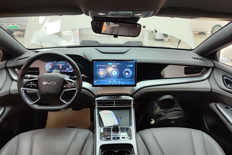 Used BYD Seal 07 DM-i 2025 DM-i 1.5L 70km Elite Model Center Console
