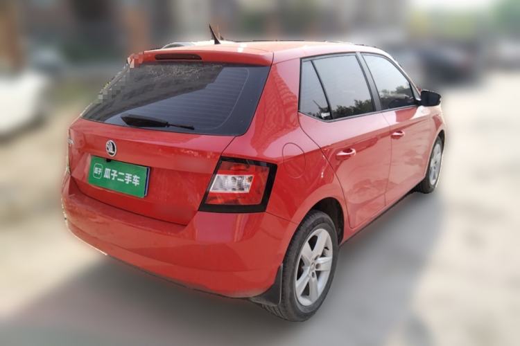 Used Skoda Fabia 2016 1.4L Automatic Car Enjoy Edition
