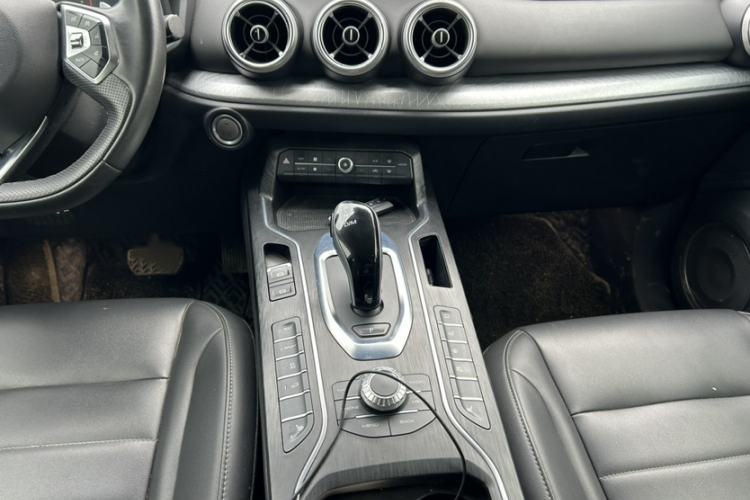 Used Wey VV5 2020 1.5T Two-Wheel Drive Smart Pioneer