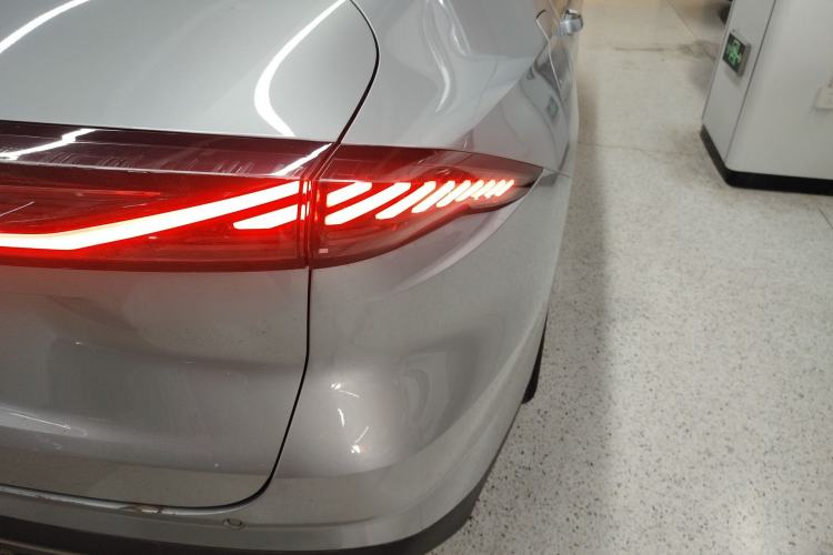 Used Geely Galaxy L6 2025 EM-i 140km Starship Edition