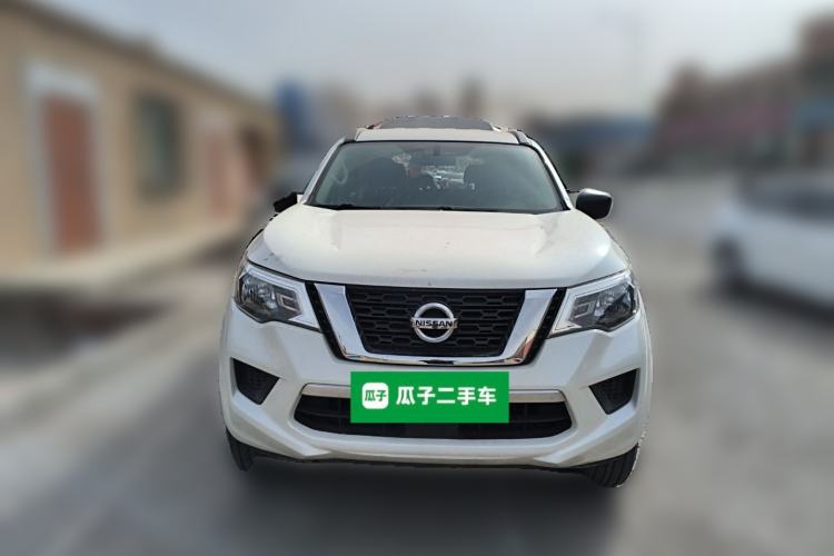 Used Nissan Terra 2018 2.5L Manual Two-Wheel Drive Elite Edition Front