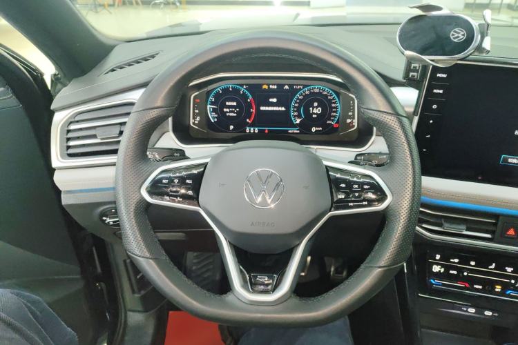 Used Volkswagen Tayron X 2023 Revised 380TSI Four-Wheel Drive Flagship Smart Edition Steering Wheel