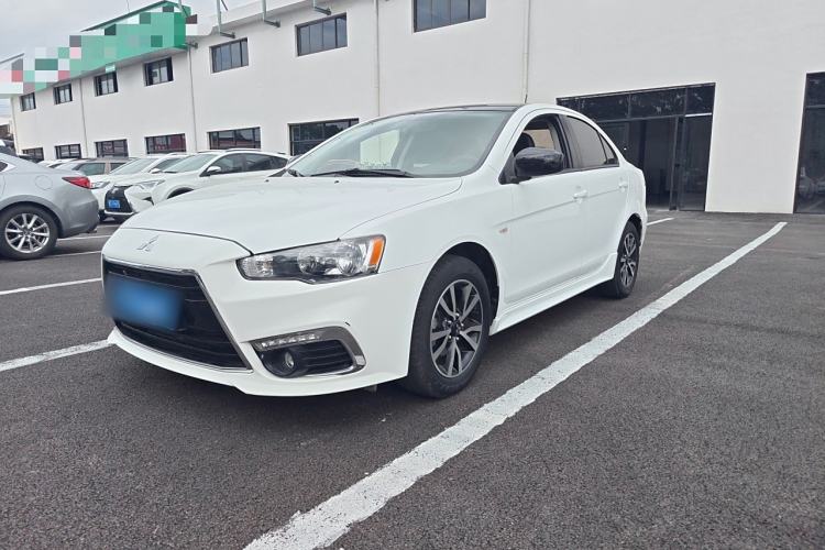 Used Mitsubishi Lancer EX 2016 1.8L CVT Black-and-White Retro Edition