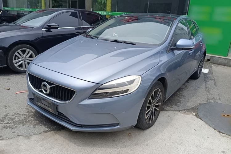 Used Volvo V40 2017 T3 Zhiyi Edition
