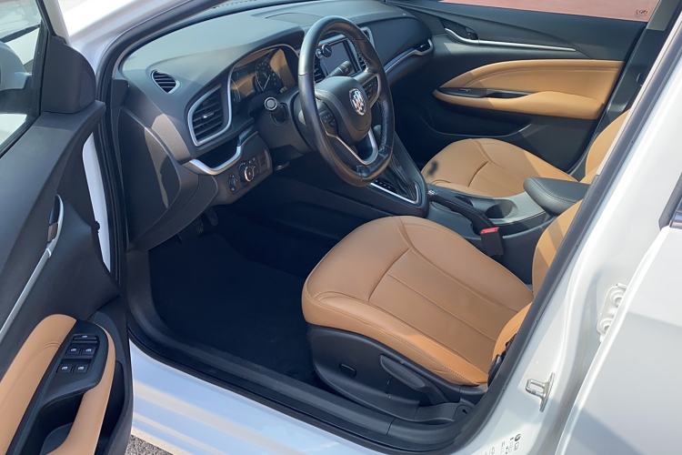 Used Buick Excelle GX 2018 18T Automatic Flagship Model
