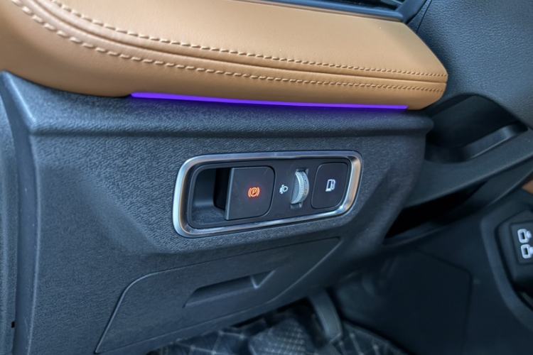 Used JETOUR Shanhai Shanhai L7 2024 1.5T 120km ULTRA 7-Seater
