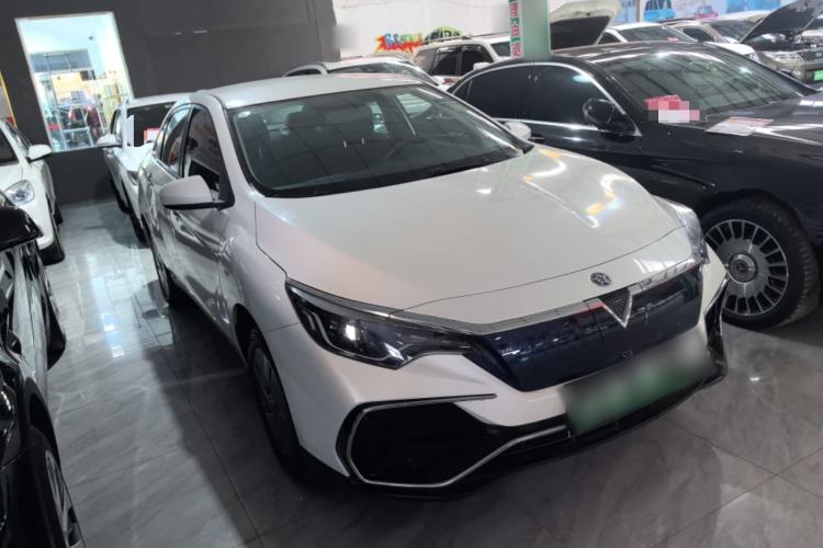 Used Venucia D60EV 2023 PLUS Comfort Edition SI Model+
