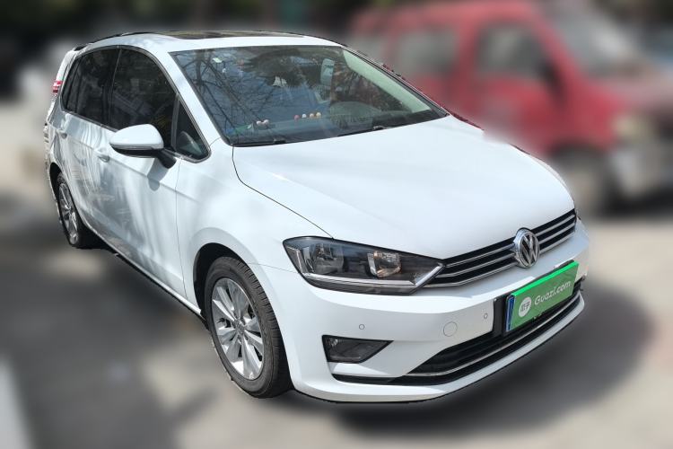 Used Volkswagen Golf Sportsvan 2016 230TSI Automatic Trend Edition Front Right 45 Deg